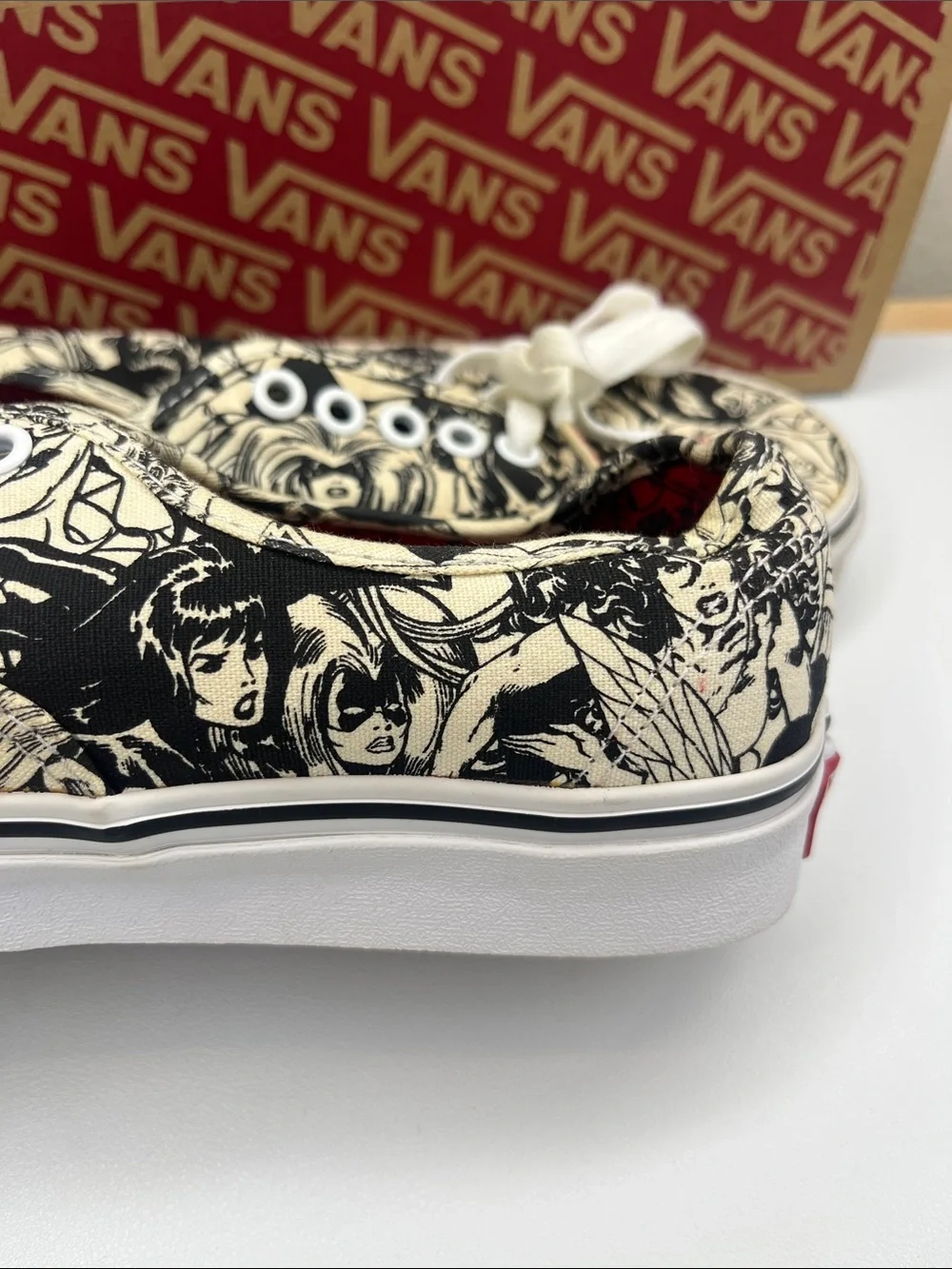 NEW 2018 marvel sneakers